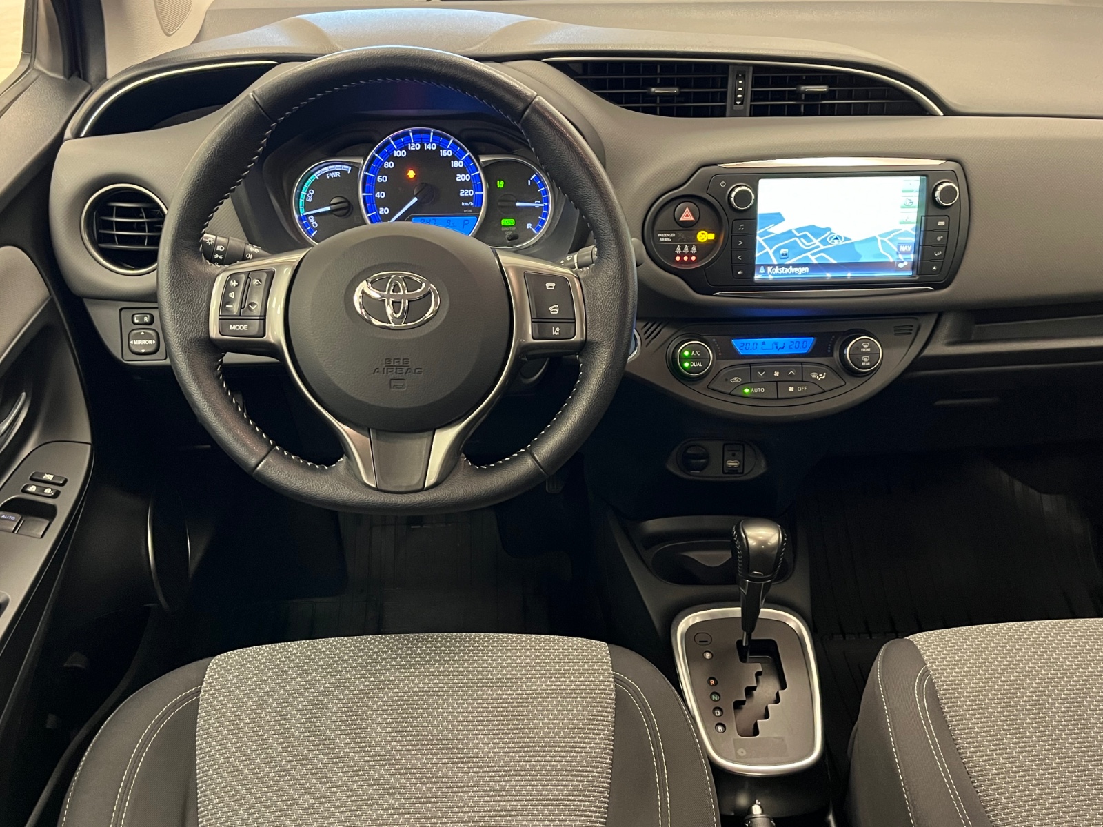 Hovedbilde av Toyota Yaris 2016