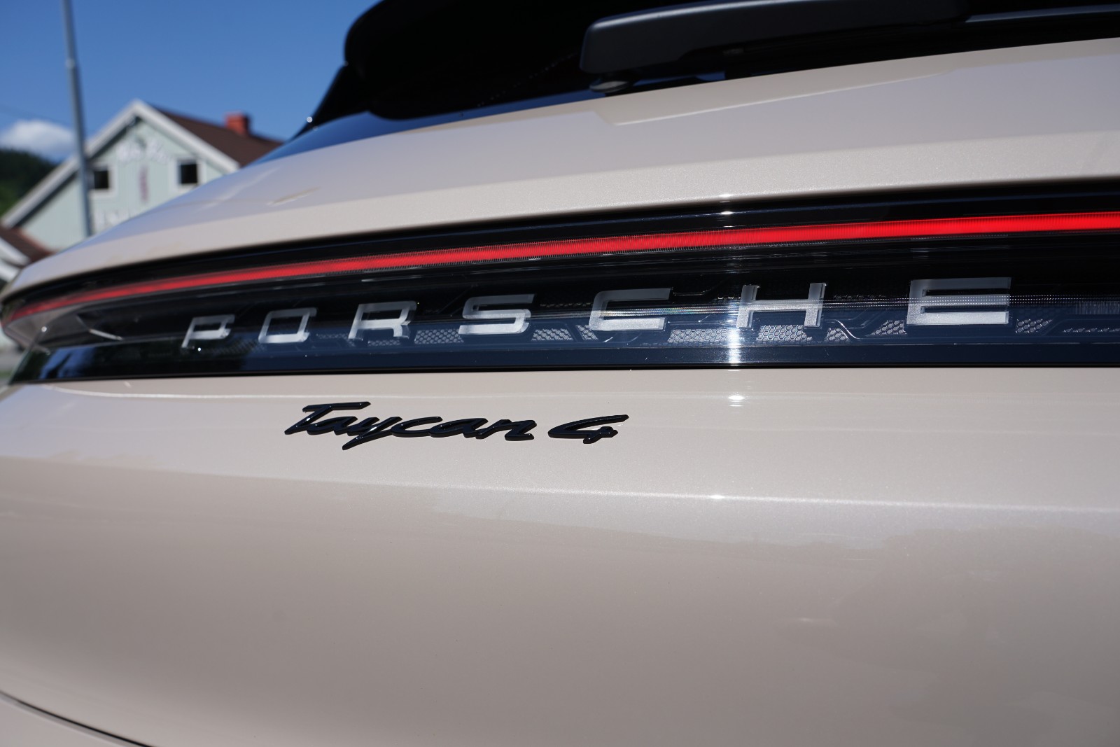 Hovedbilde av Porsche Taycan Cross Turismo 2023
