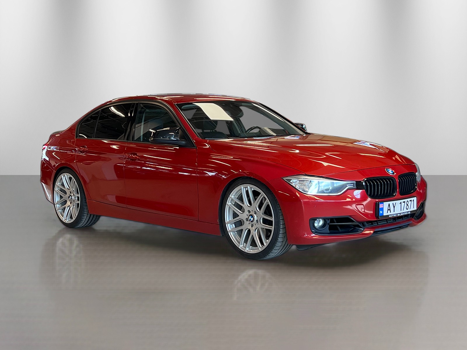 Bilde av 'BMW 3-serie 2012'