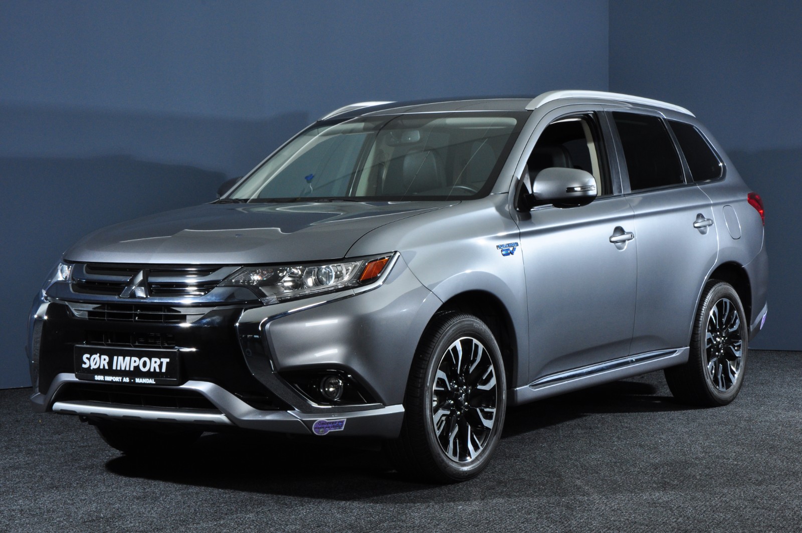 Hurtiglader mitsubishi outlander