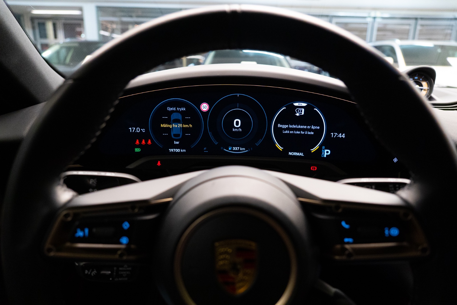 Hovedbilde av Porsche Taycan Cross Turismo 2021