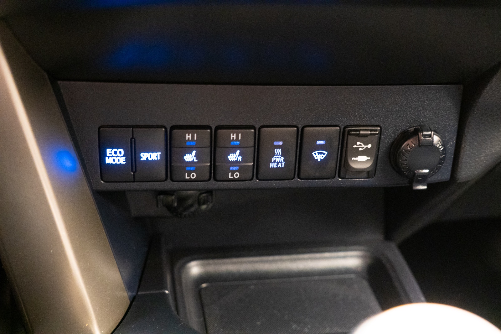 Hovedbilde av Toyota RAV4 2013