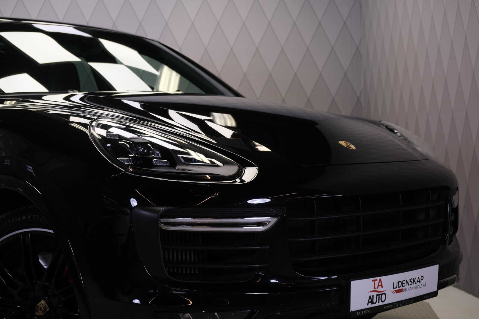 Hovedbilde av Porsche Cayenne 2016