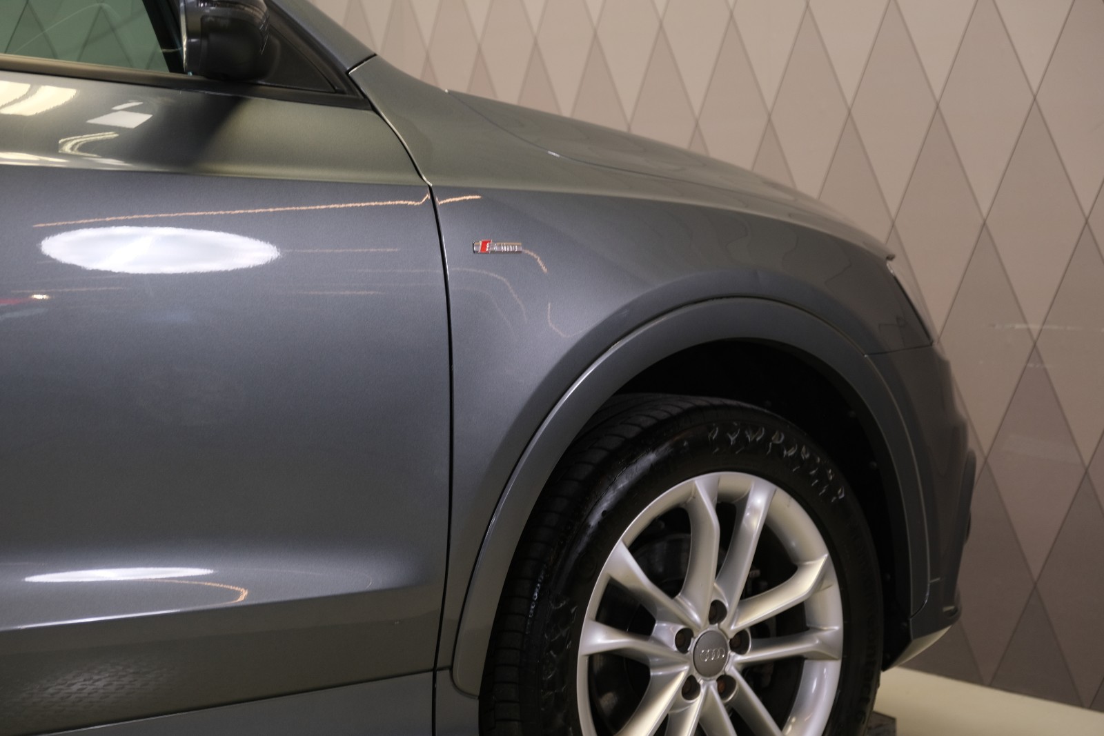 Hovedbilde av Audi Q3 2014
