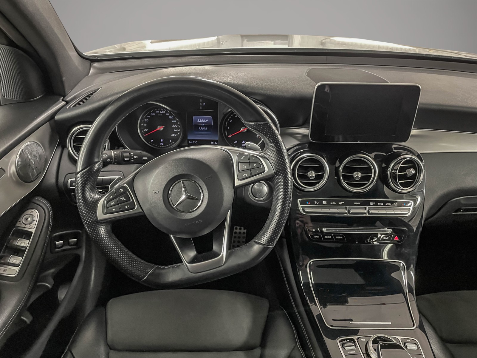 Bilde av Mercedes-Benz GLC 2019 211hk AWD 2*AMG / Burmester / Pano / Norsk / Krok/ Luft