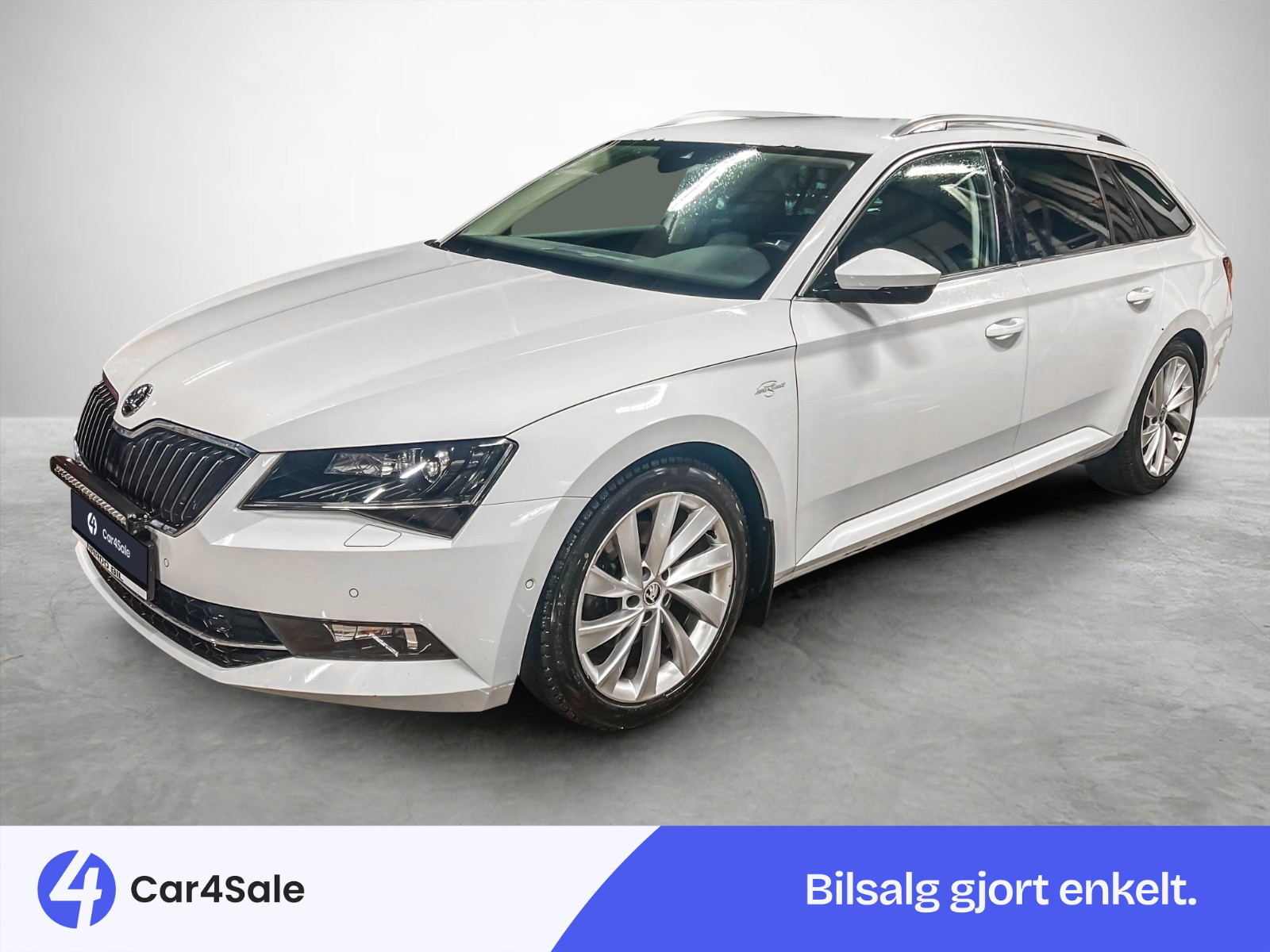 Forsidebilde av Skoda Superb 2017 180hk L&amp;K / Skinn / Canton / Krok / ACC / R.Kam/ P.Varm