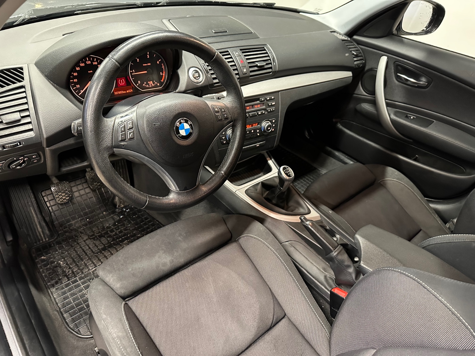 Hovedbilde av BMW 1-serie 2010